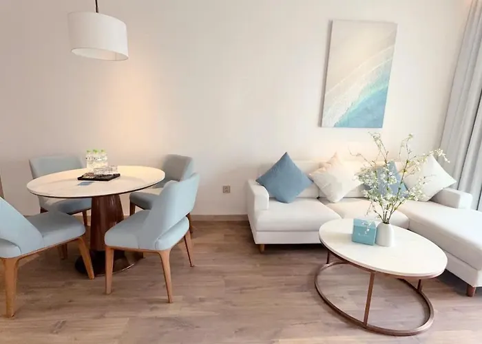A La Carte 2pn Apartment Hạ Long